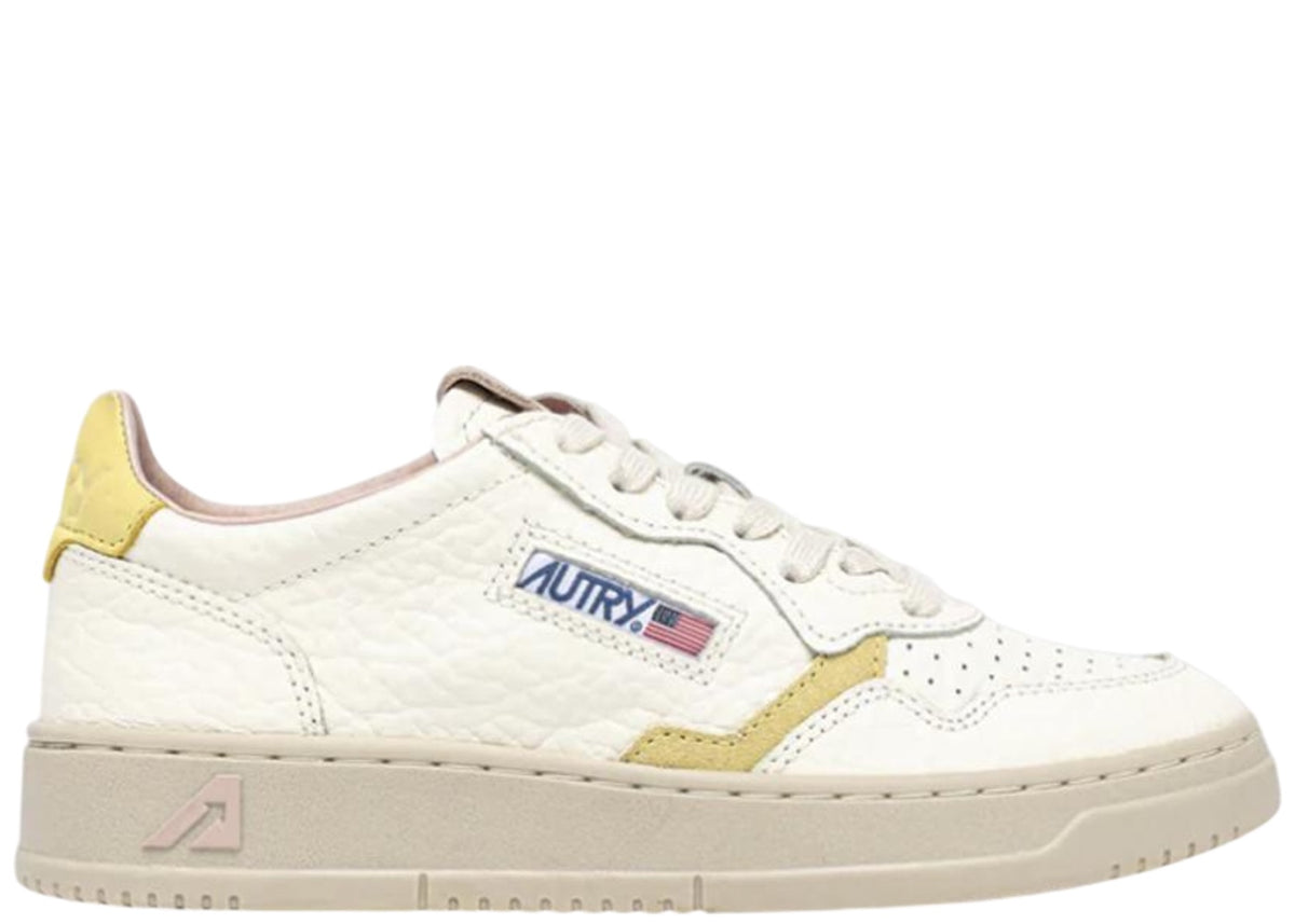 Autry Medalist Low White Lemon Silk (Women's)