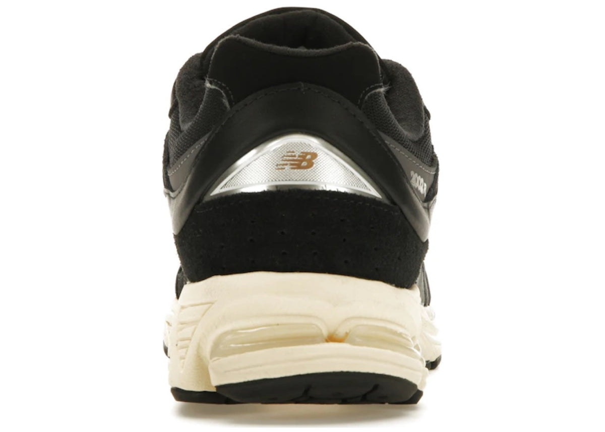 New Balance 2002R Black Vintage
