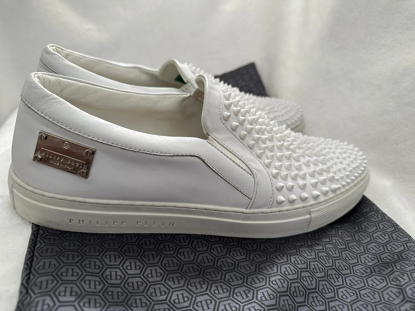 PHILIPP PLEIN STUDDED WHITE LOAFERS/SLIP ONS