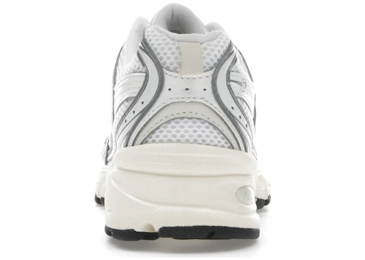 New Balance 530 Silver Metallic Linen
