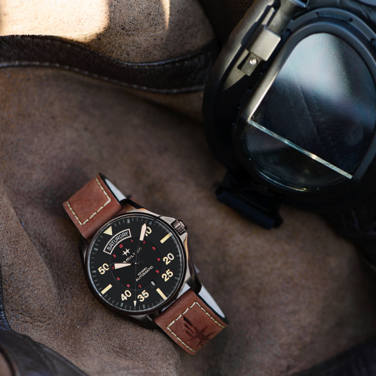 Hamilton Khaki Aviation Day Date Auto | H64605531