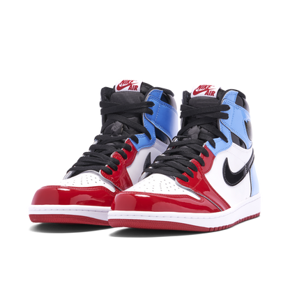 Air Jordan 1 Retro High Fearless UNC Chicago