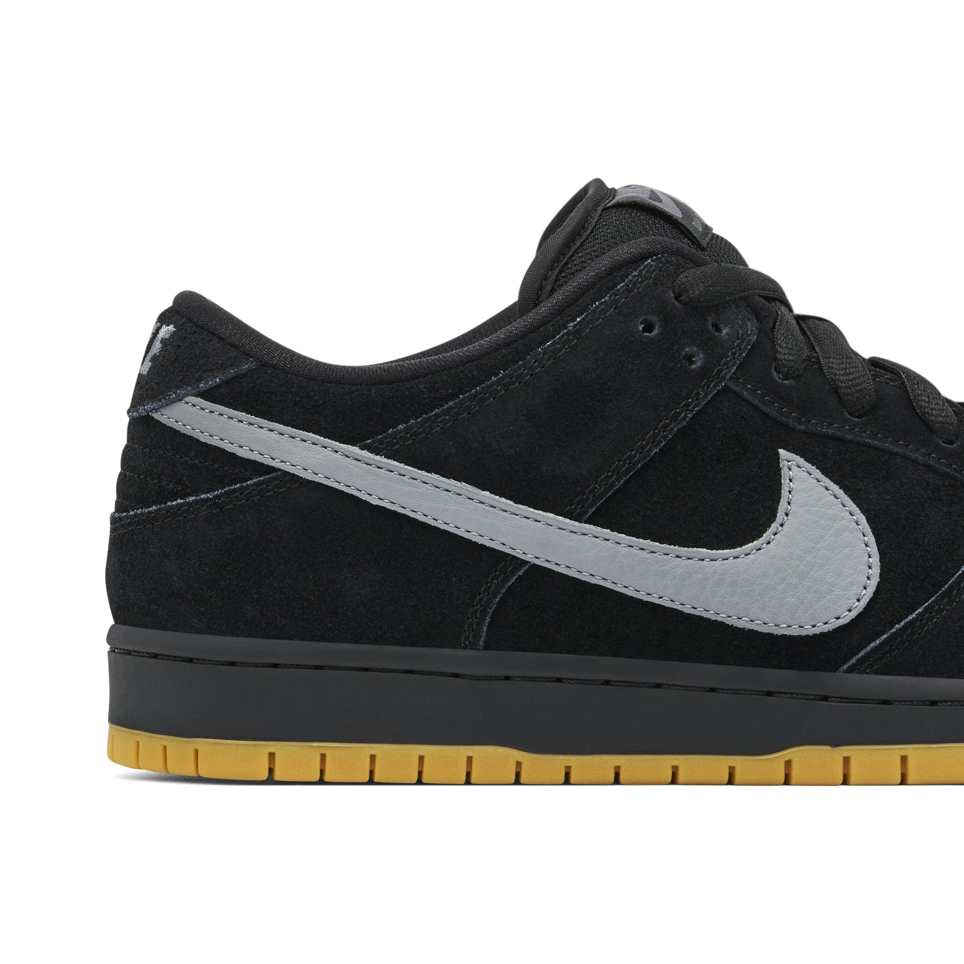 Nike SB Dunk Low Fog Black Nike