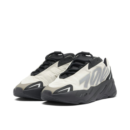 Yeezy Boost 700 MNVN Bone