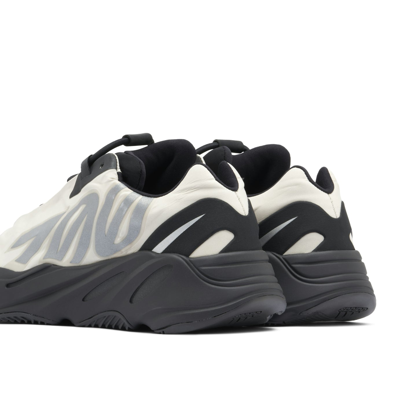 Yeezy Boost 700 MNVN Bone