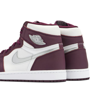 Air Jordan 1 Retro High OG Bordeaux