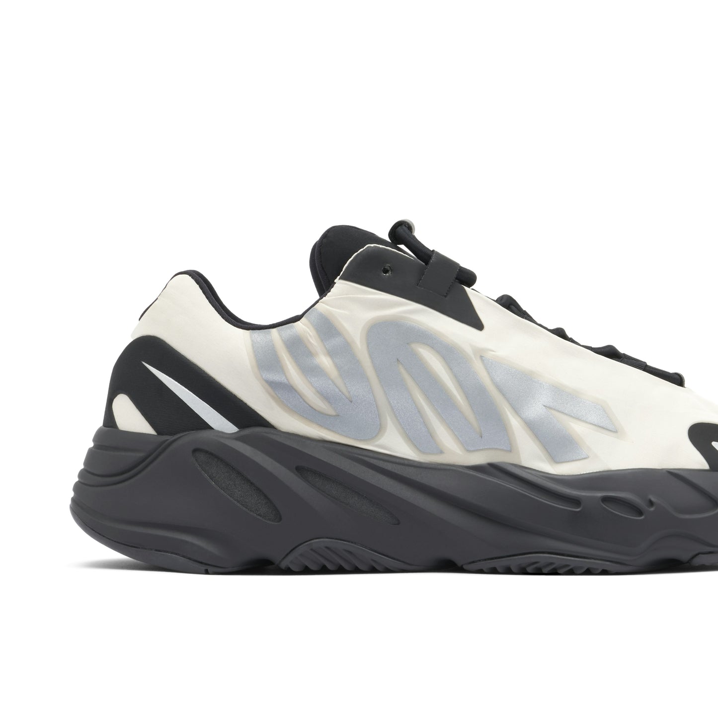 Yeezy Boost 700 MNVN Bone