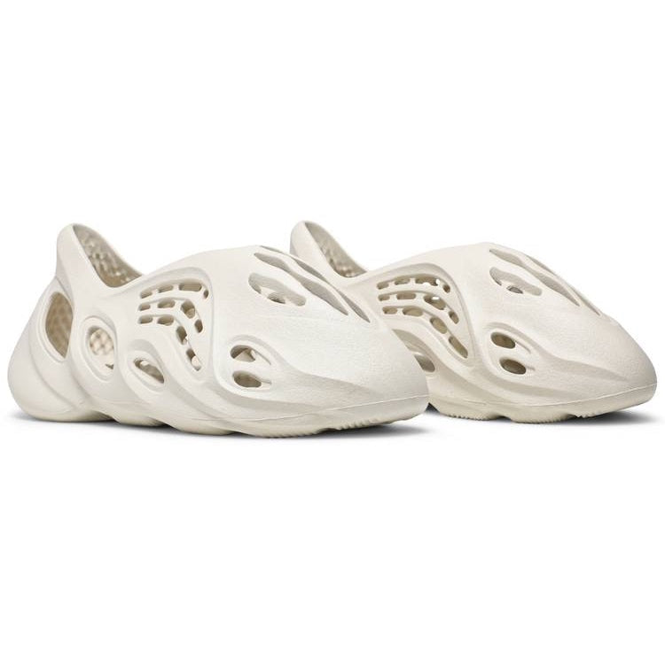 Yeezy Foam Runner Ararat