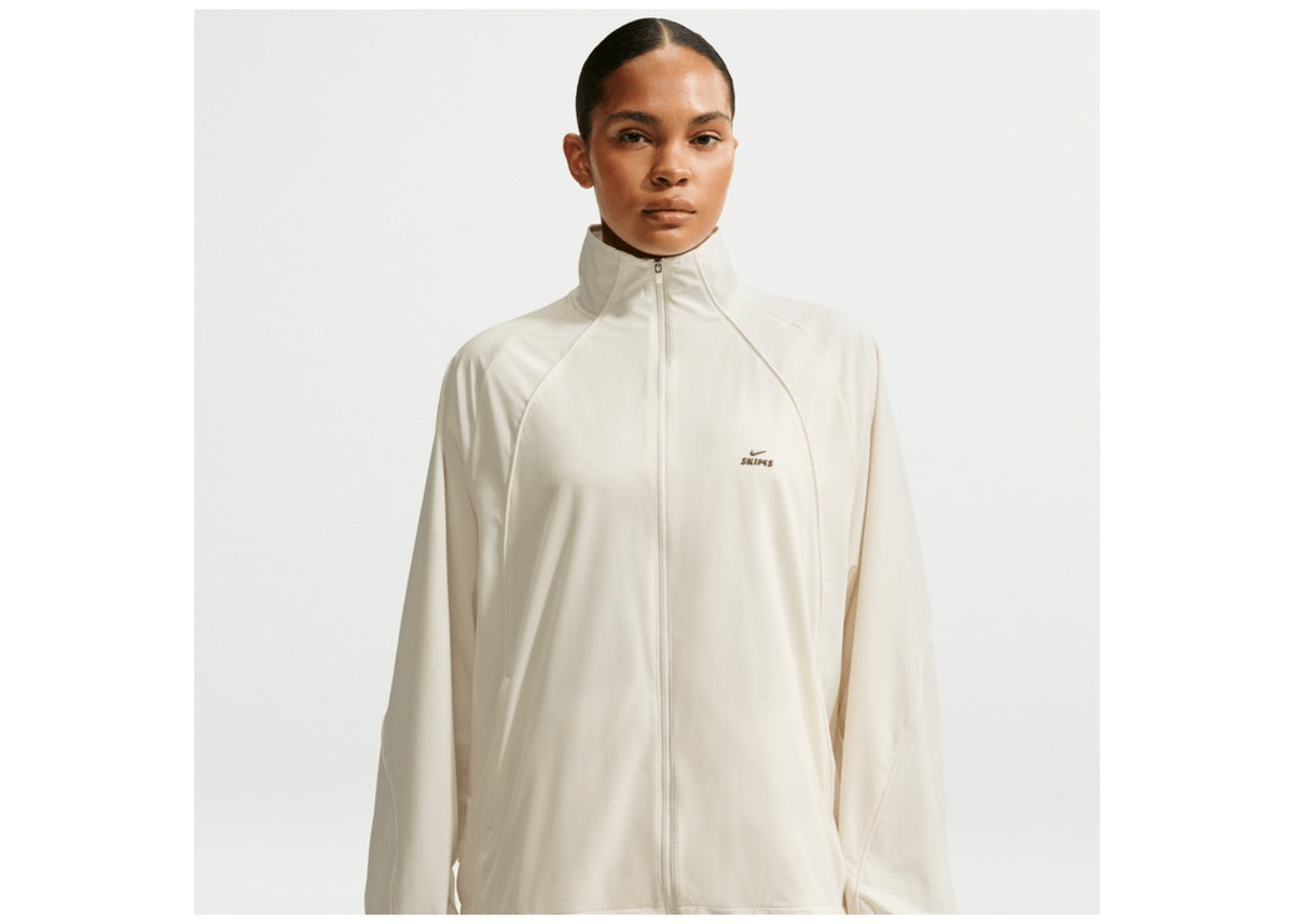 NikeSKIMS Stretch Nylon Women's Oversized Jacket NSKM Actv Ivory/NSKM Actv Ivory/NSKM Actv Ivory