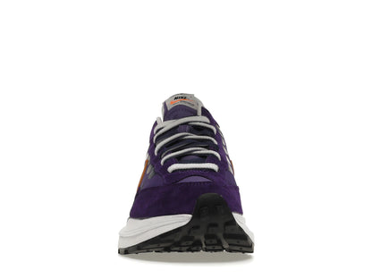 Nike Vaporwaffle sacai Dark Iris