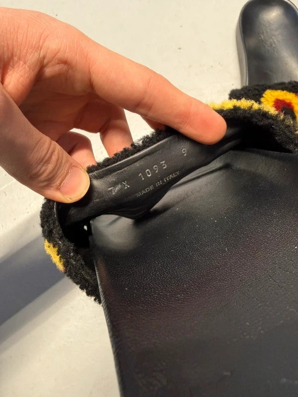Fendi Shearling Logo Slides Rubber Fur Black