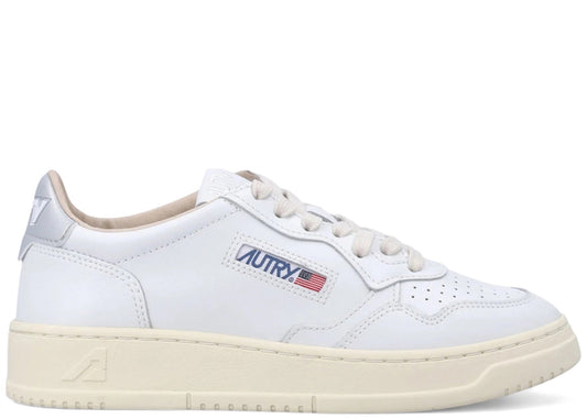 Autry Medalist Low White Silver (Women's)