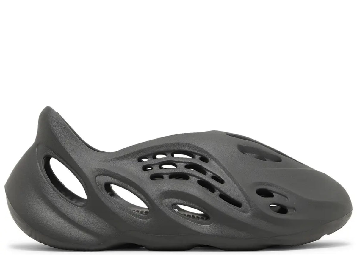 Yeezy Foam Runner Carbon
