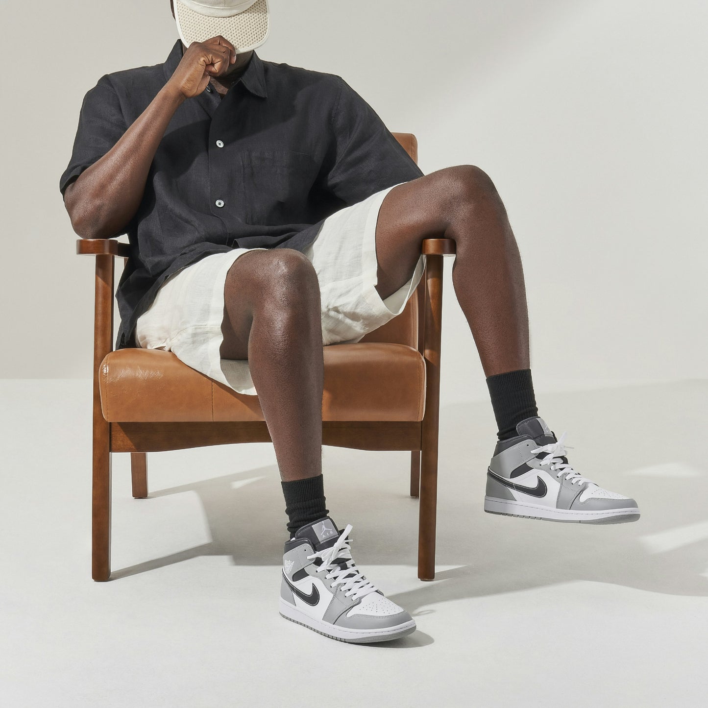 Air Jordan 1 Mid Smoke Grey Black