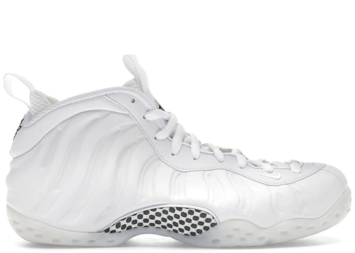 Nike Air Foamposite One Triple White