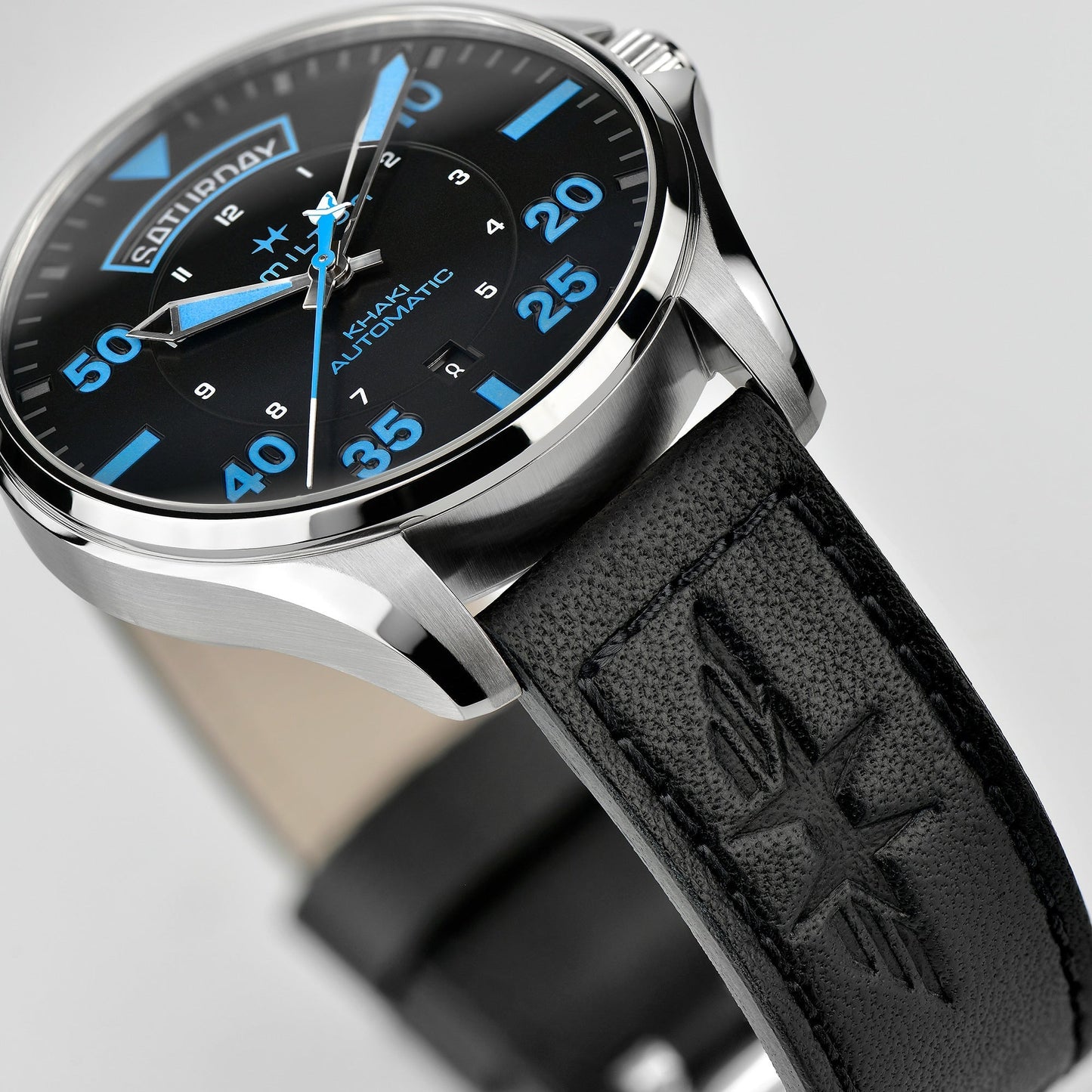 Hamilton - Khaki Aviation Pilot Day-Date - Air Zermatt Auto | H64625731