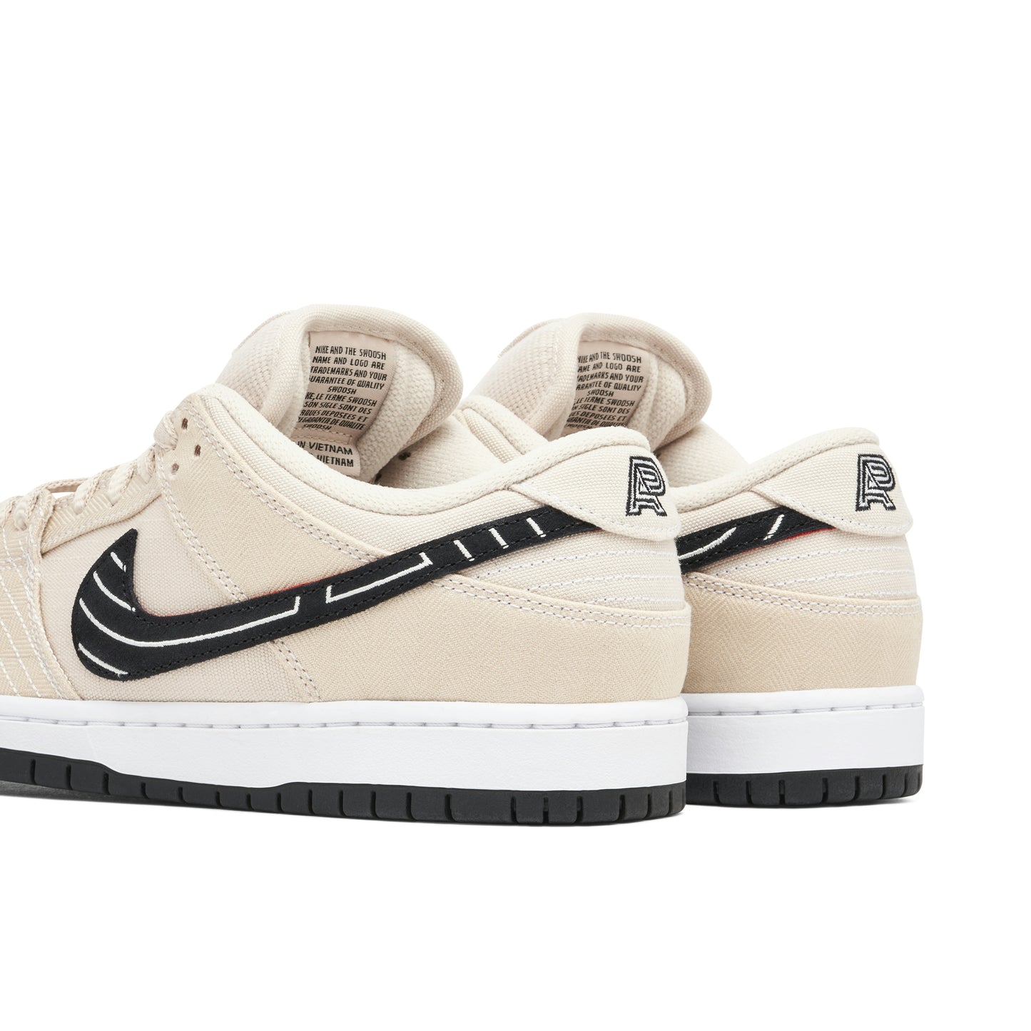 Nike SB Dunk Low Albino & Preto Pearl White