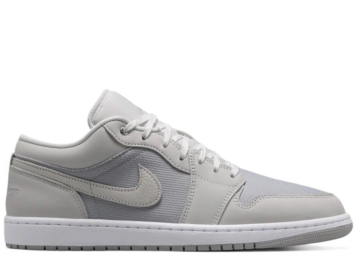Jordan 1 Low SE Soft Pearl Light Smoke Grey