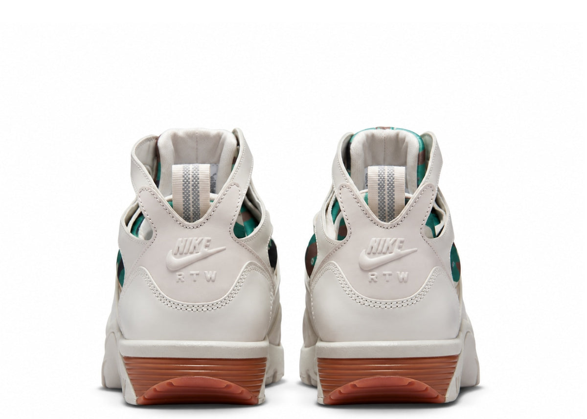 Nike Air Trainer Huarache Corteiz Light Bone