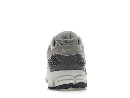 Nike Zoom Vomero 5 Cobblestone Flat Pewter (Women's)