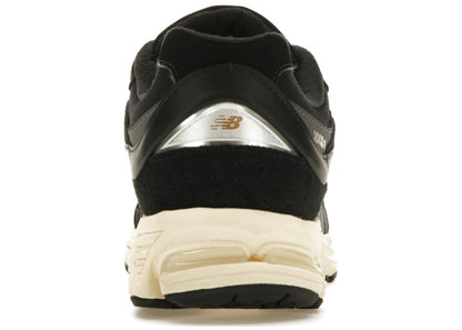 New Balance 2002R Black Vintage