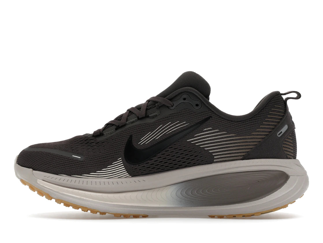 Nike Vomero 18 Medium Ash College Grey