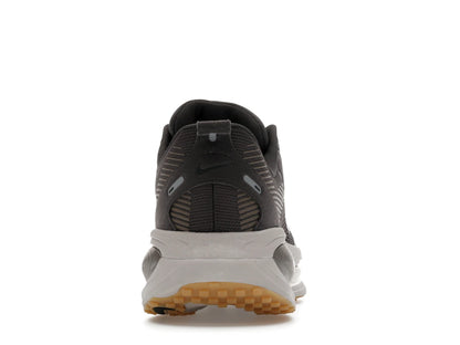 Nike Vomero 18 Medium Ash College Grey