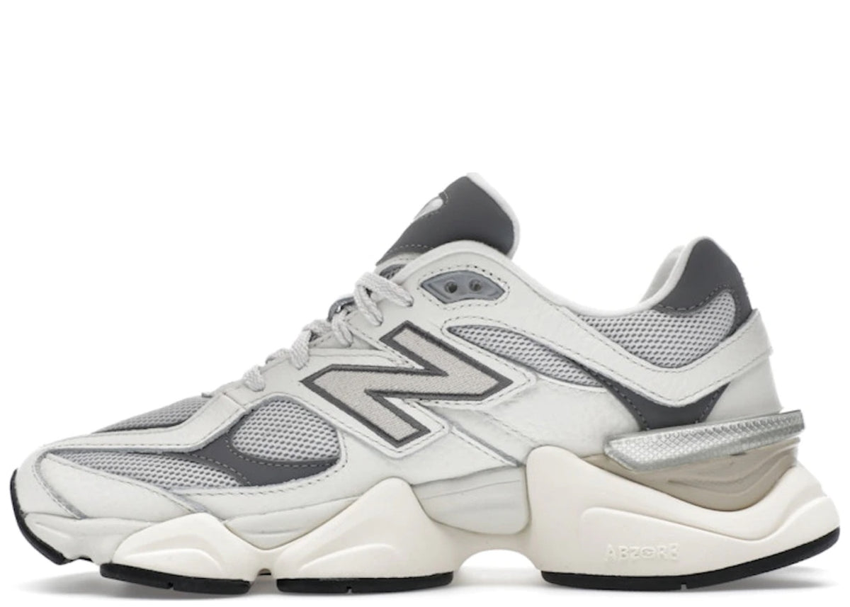 New Balance 9060 Sea Salt Castlerock