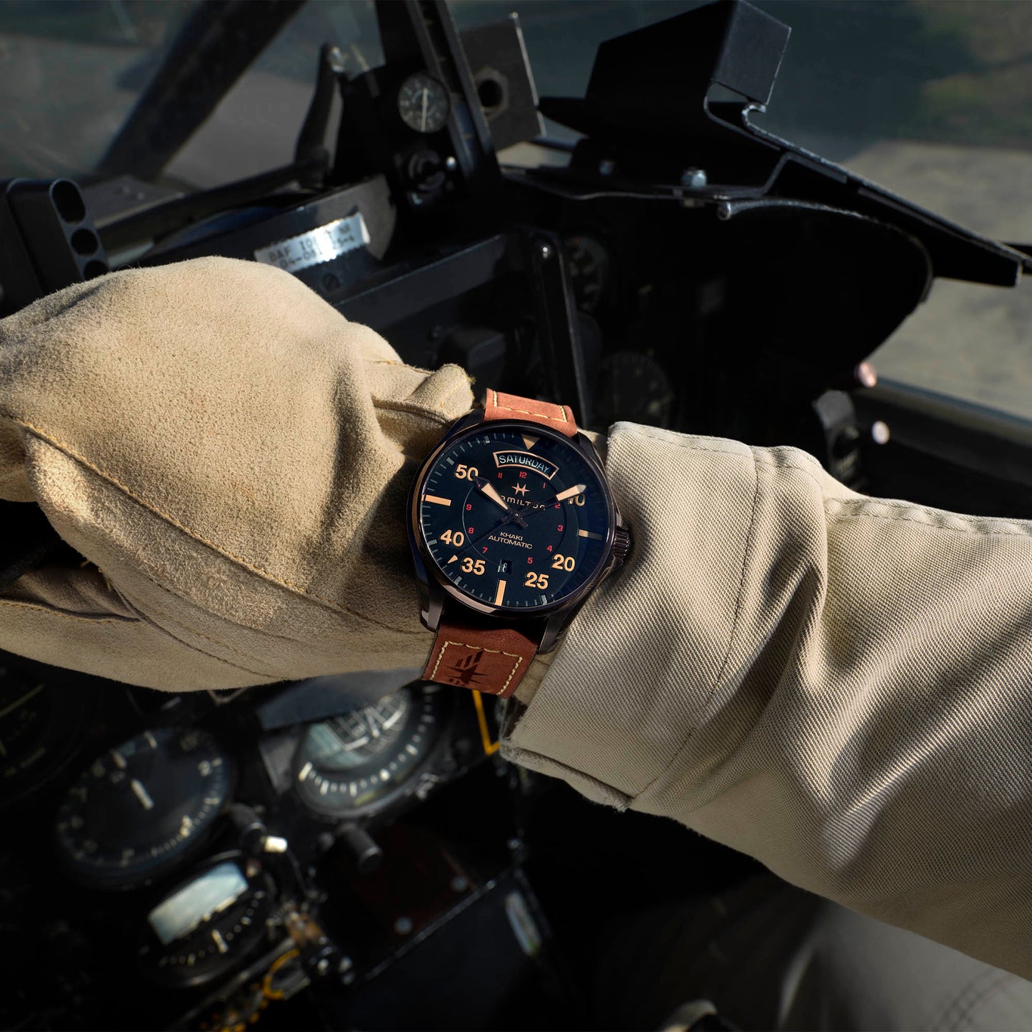 Hamilton Khaki Aviation Day Date Auto | H64605531