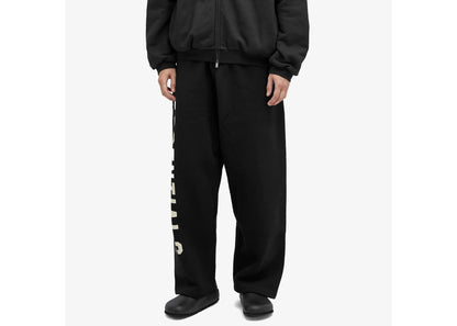 Fear of God Essentials Fleece Relaxed Sweatpant Black