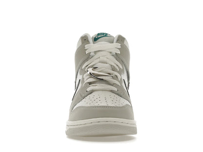 Nike Dunk High FLS (Women's)