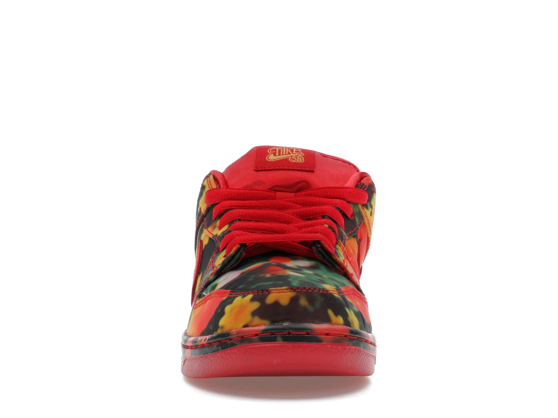 Nike SB Dunk Low The Wizard of Oz Poppy Field Red