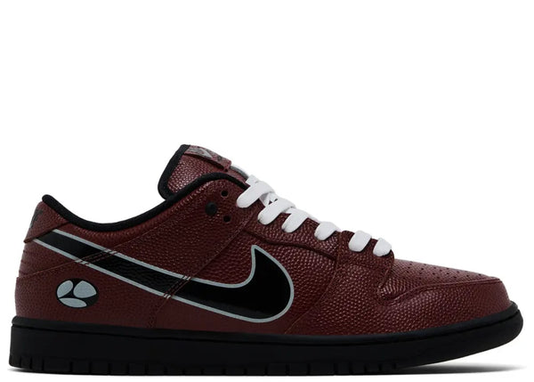 Nike SB Dunk Low Limosine Skateboards