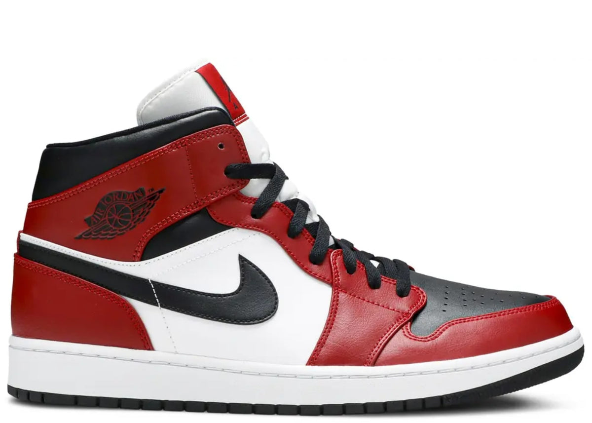 Jordan 1 Mid Chicago Toe
