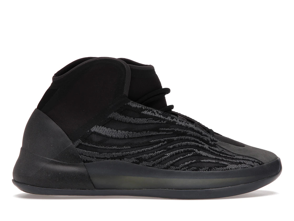 Yeezy QNTM Onyx