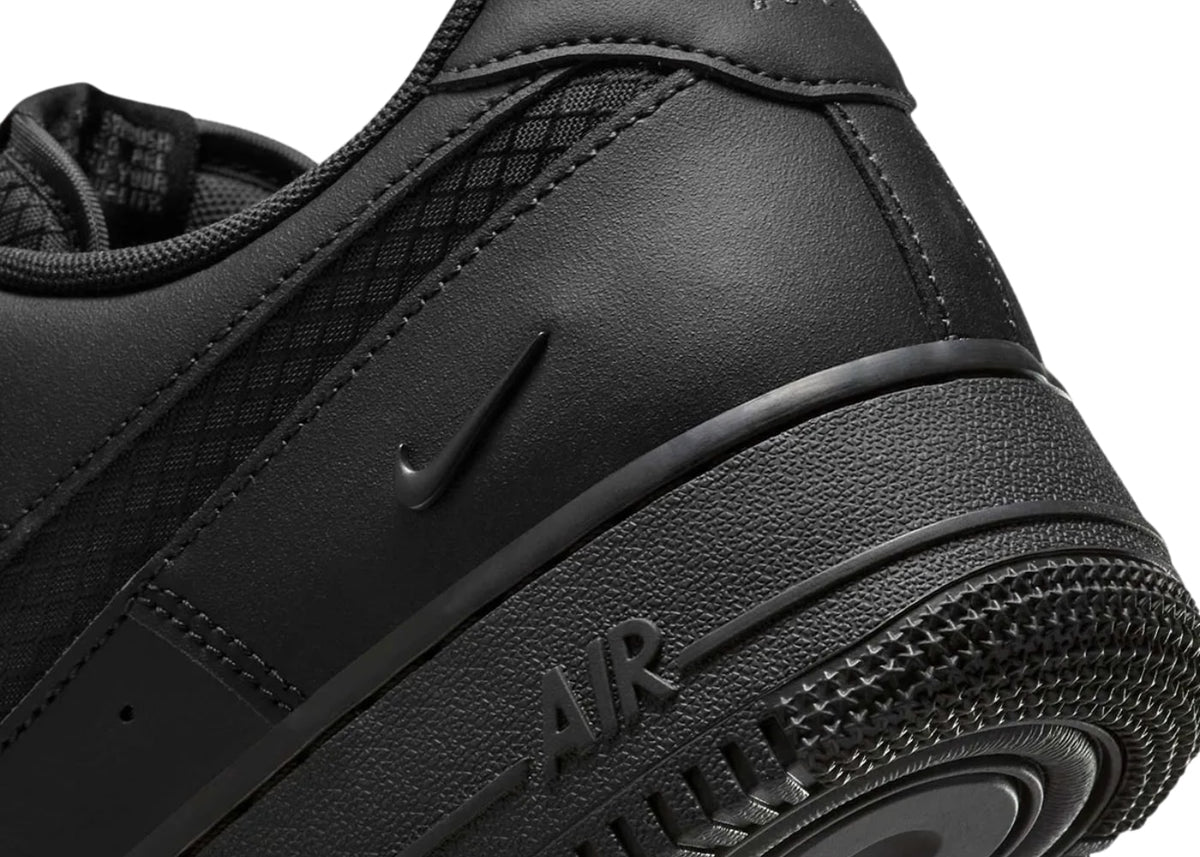 Nike Air Force 1 Low SE Triple Black Ripstop