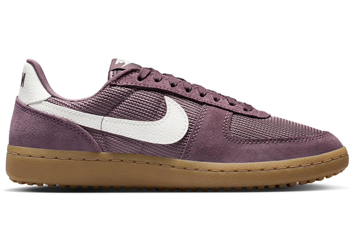 Nike Field General Tattoo Sail Gum (Women's)