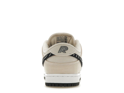 Nike SB Dunk Low Albino & Preto