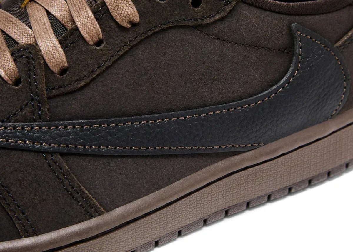 Air Jordan 1 Retro Low OG SP Travis Scott Velvet Brown