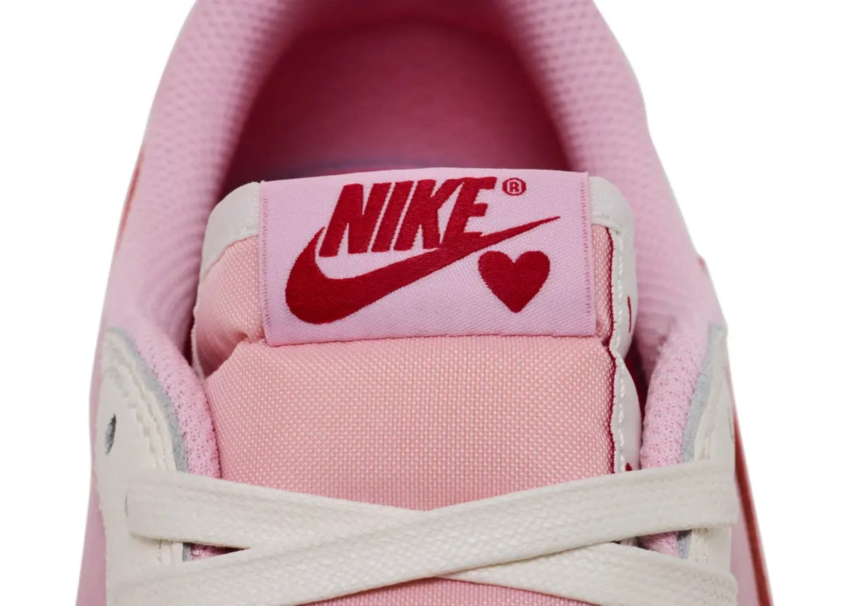Jordan 1 Retro Low OG SP Travis Scott Sail Tropical Pink