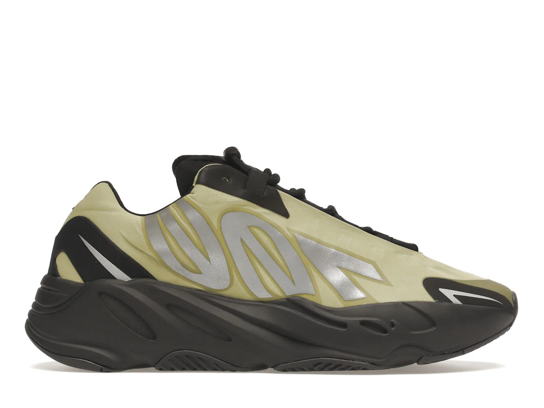 Yeezy Boost 700 MNVN Resin