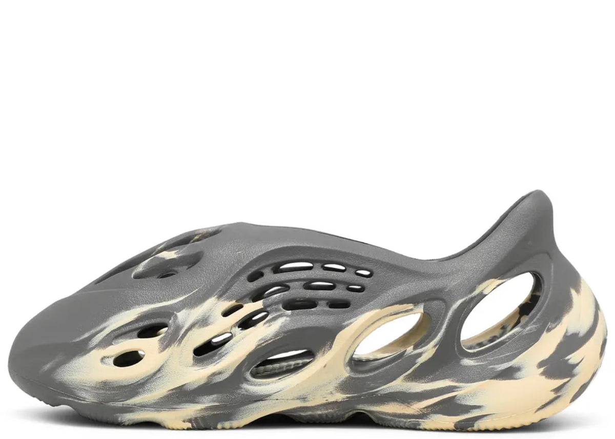 Yeezy Foam Runner MXT Moon Grey