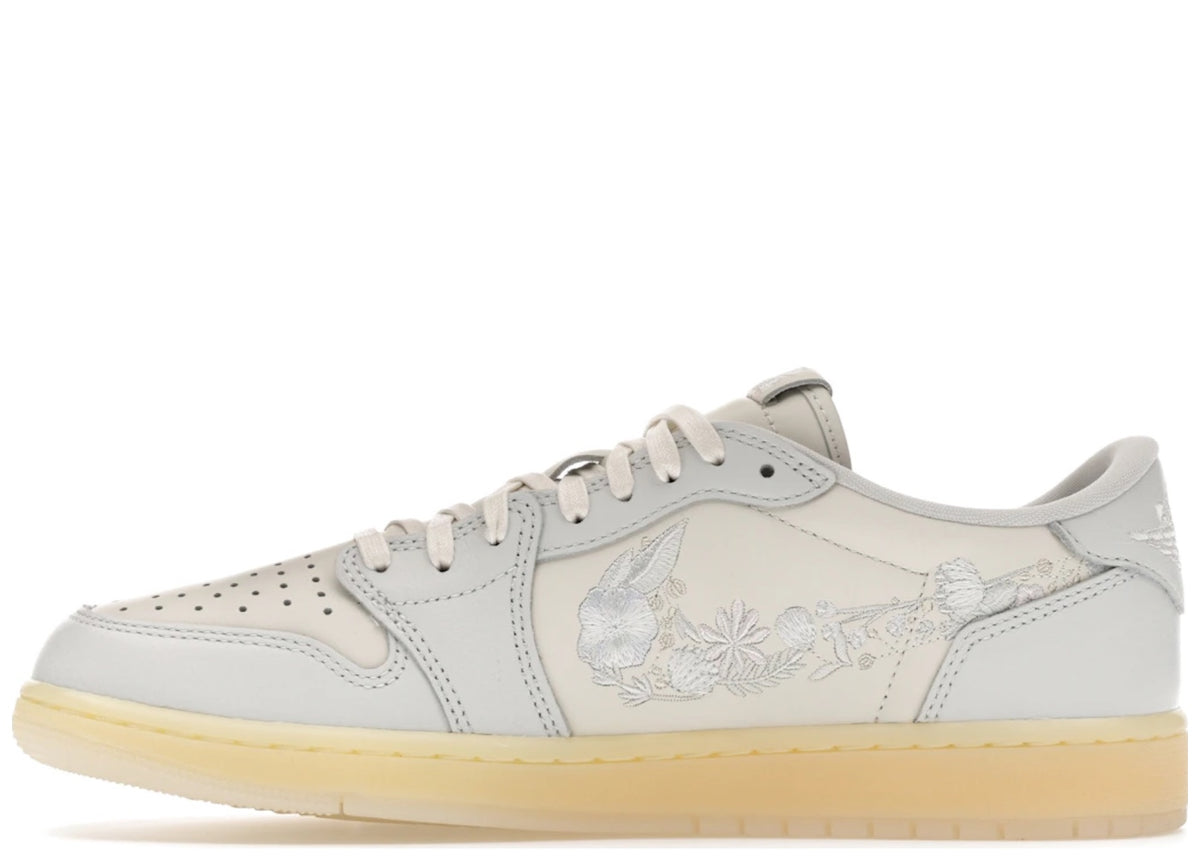 Jordan 1 Retro Low OG Rabbit Floral Swoosh