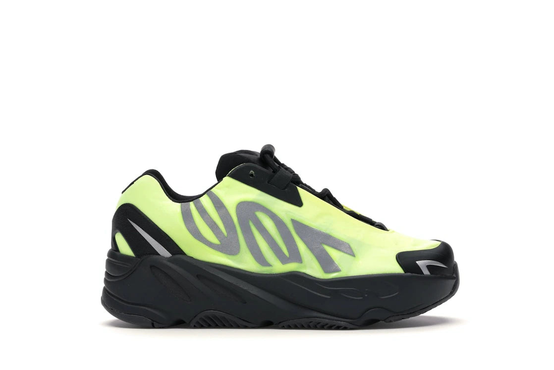 Yeezy Boost 700 MNVN Phosphor (Kids)