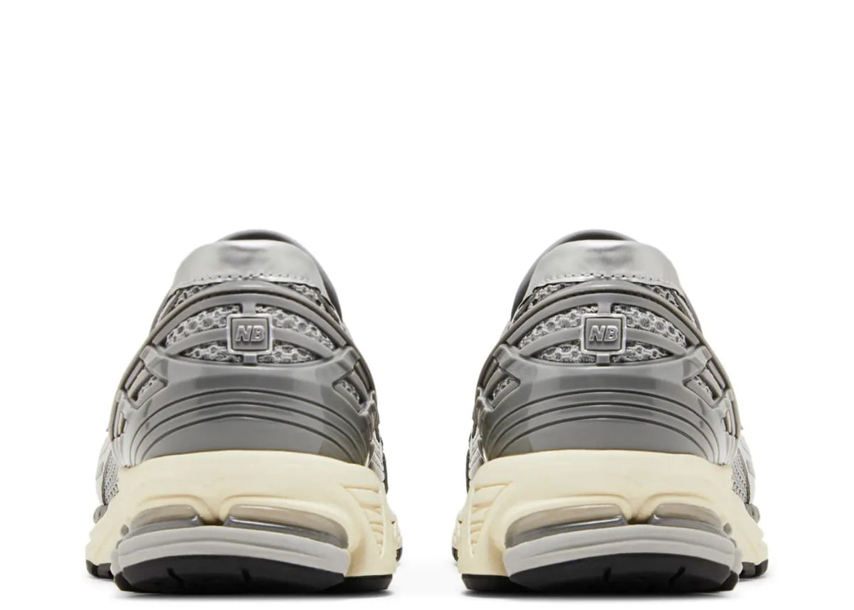 New Balance 1906L Metallic Silver