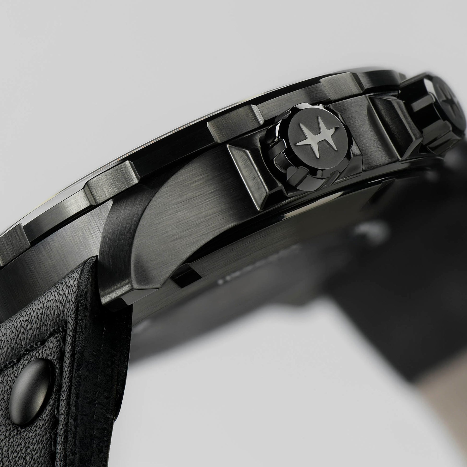 Hamilton Khaki Aviation X-Wind Day Date Auto | H77785733