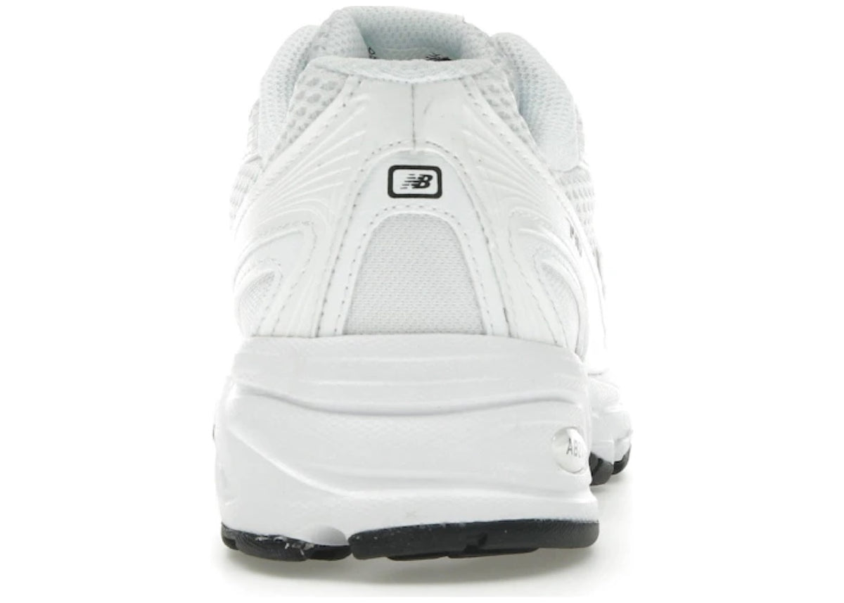 New Balance 740 Triple White