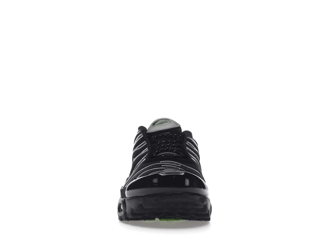 Nike Air Max Plus Black Green Strike Metallic Silver (GS)