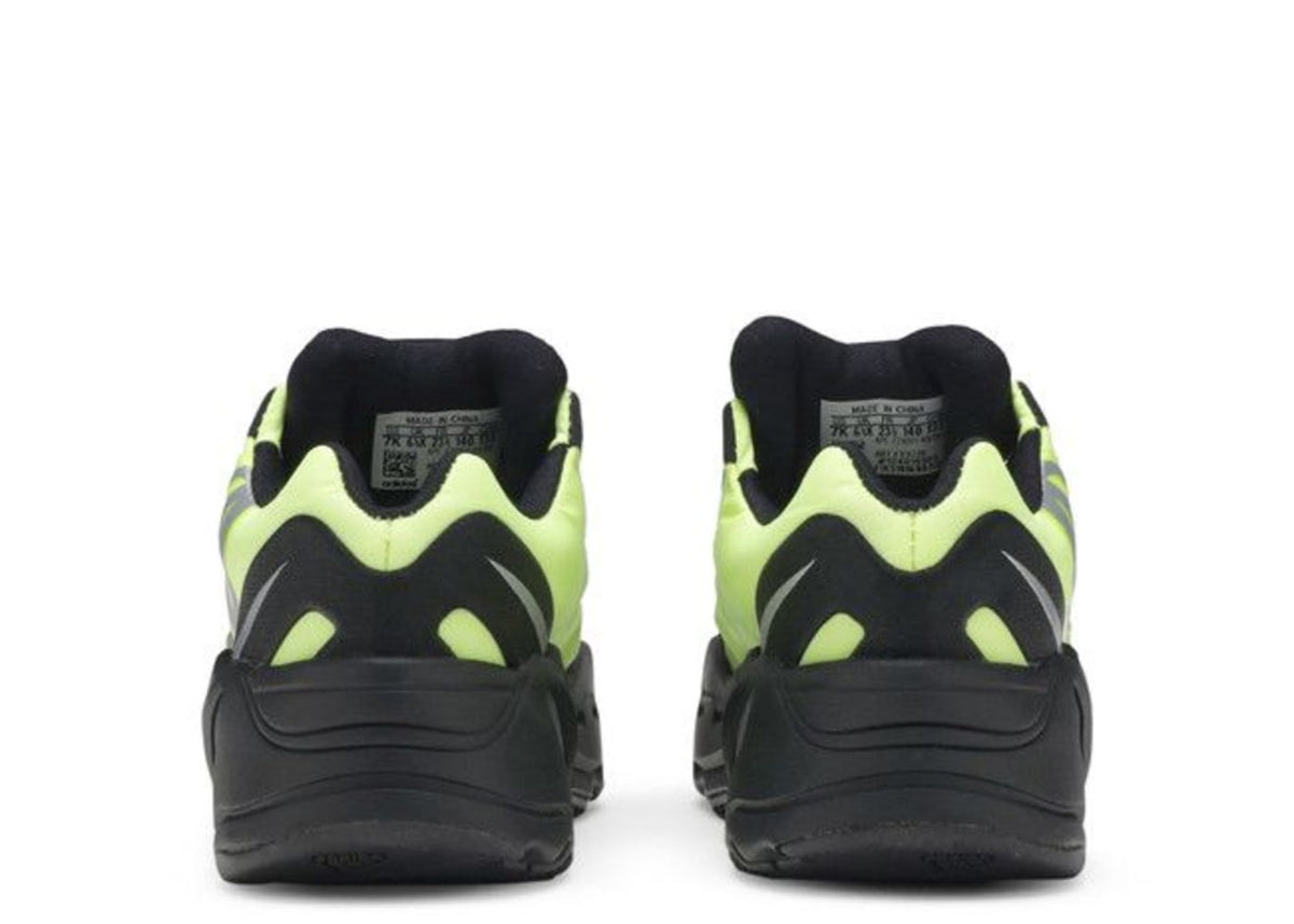 Yeezy Boost 700 MNVN Phosphor (Infants)