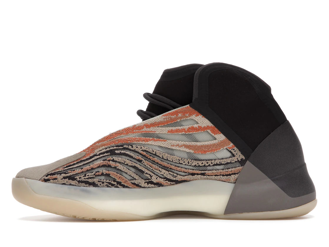 Yeezy QNTM Flash Orange